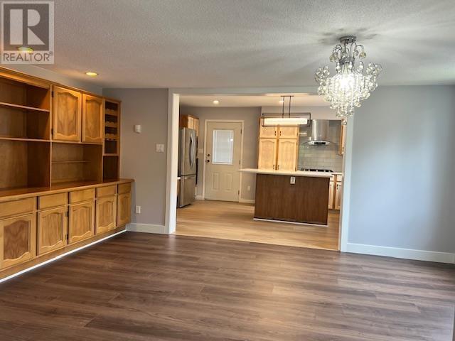 Photo 5 of 4328 Fortune Avenue, Richmond BC