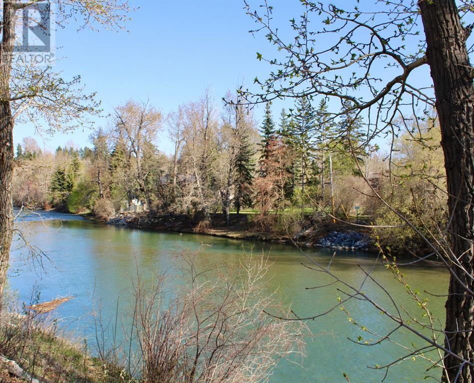 Single Family House for Sale in    Street SW Mission Calgary 