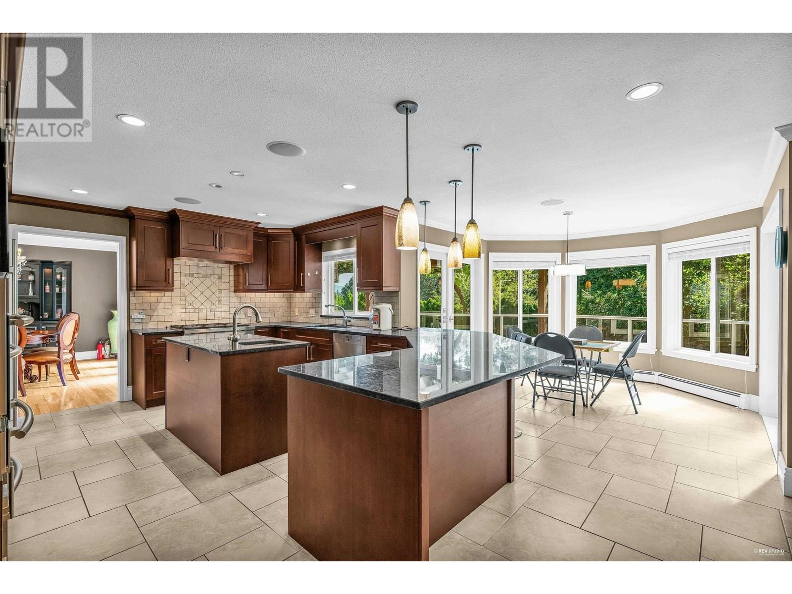 Photo 17 of 6550 Albery Place, Burnaby BC