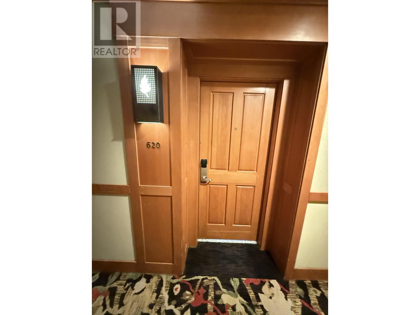 620 4320 SUNDIAL CRESCENT, Whistler