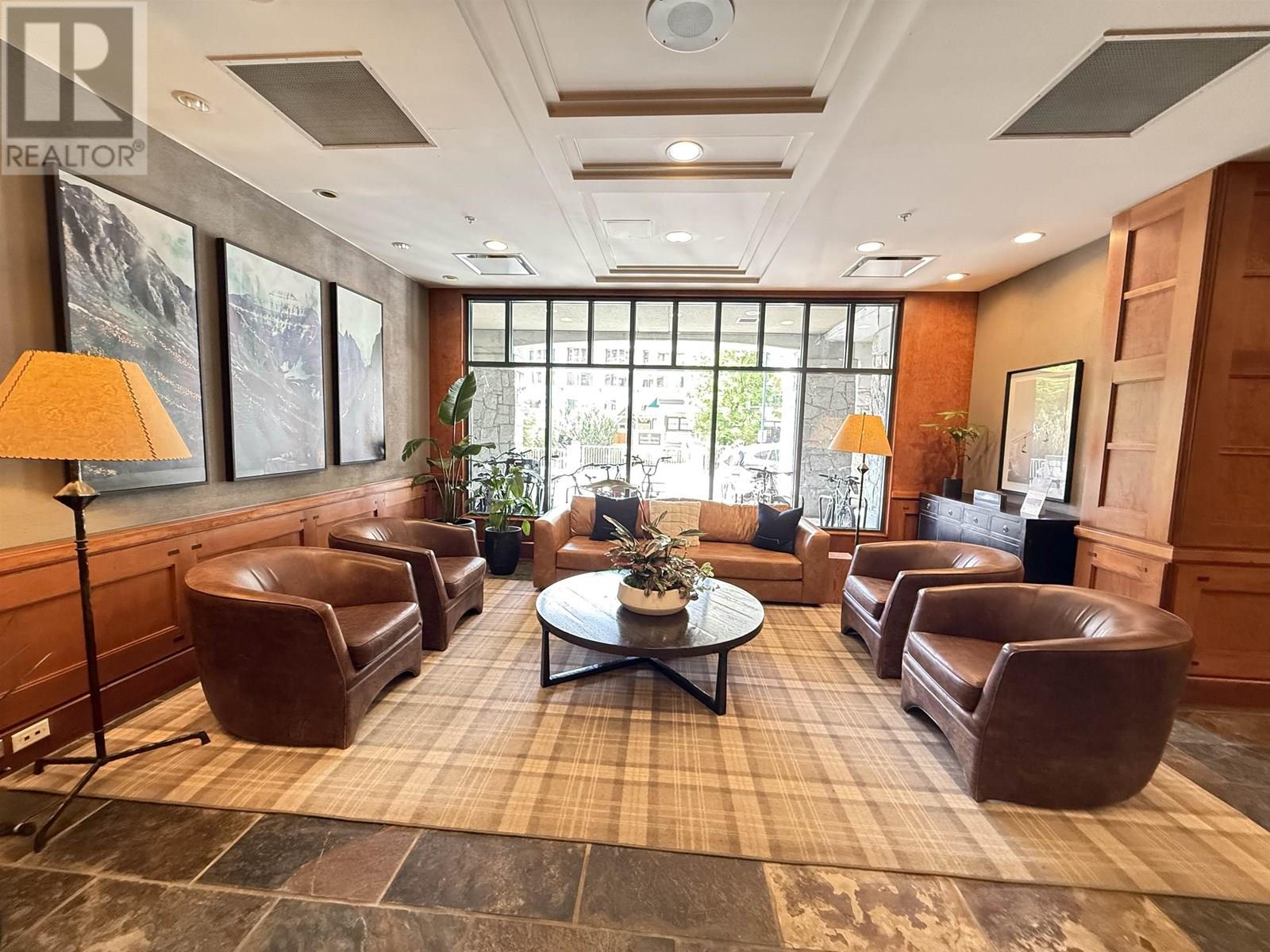 620 4320 SUNDIAL CRESCENT, Whistler