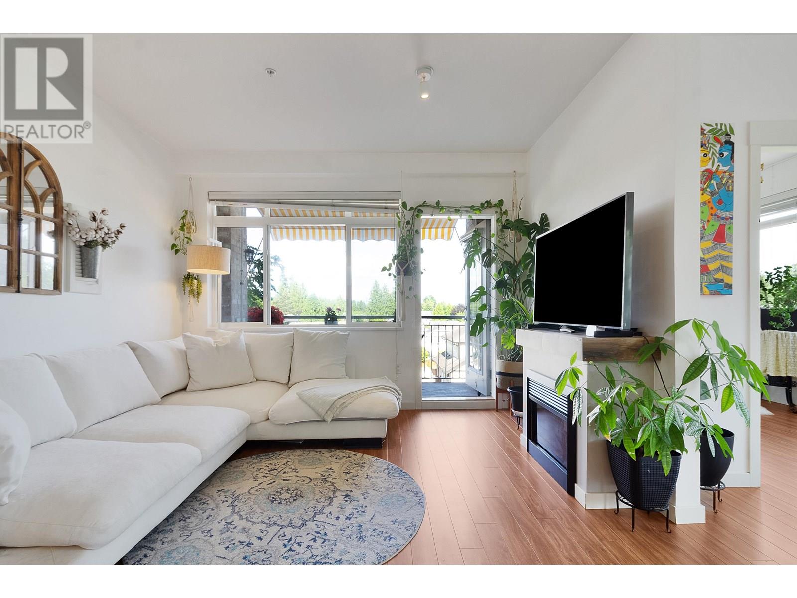 320 12350 HARRIS ROAD, Pitt Meadows real estate listing R3019375