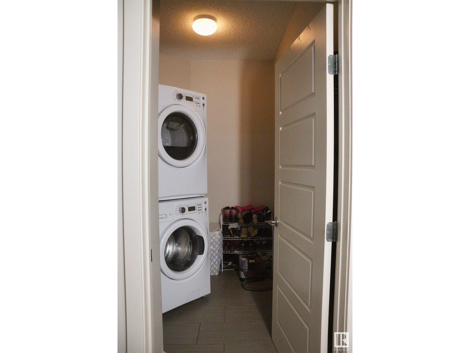 Photo 32 of 110 1144 Adamson Dr Sw, Edmonton AB