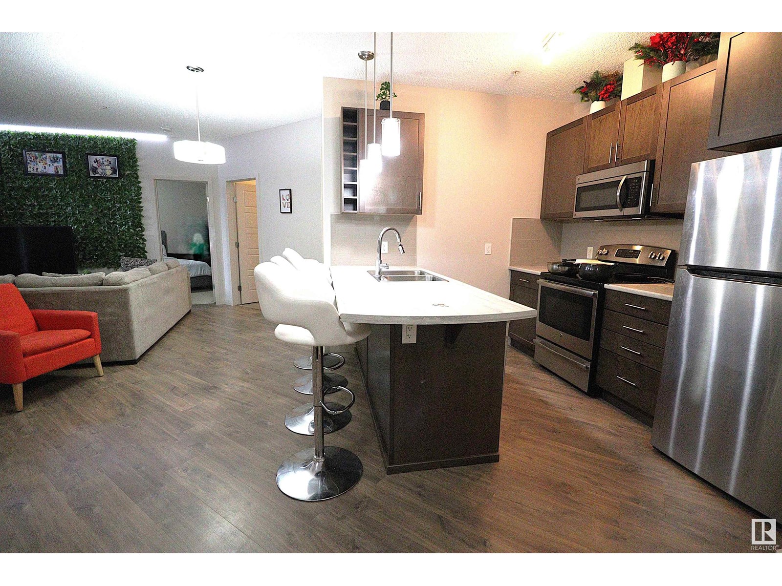 Photo 12 of 110 1144 Adamson Dr Sw, Edmonton AB