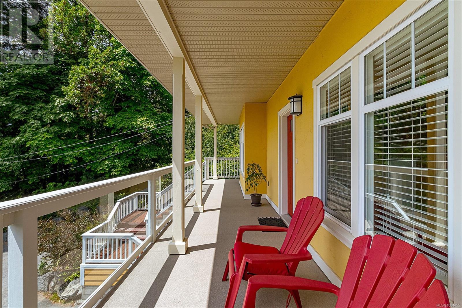 Photo 40 of 281 Bessborough Ave, View Royal BC