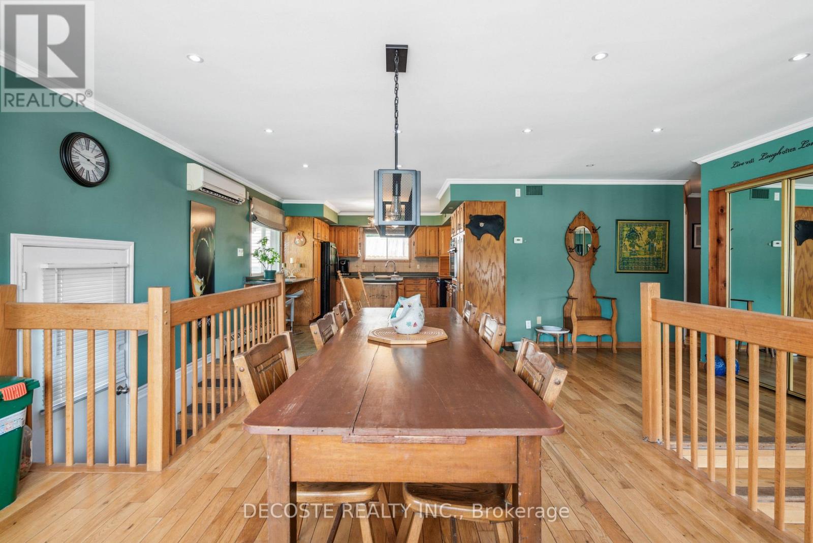 Photo 33 of 114 St George Street W, North Glengarry ON