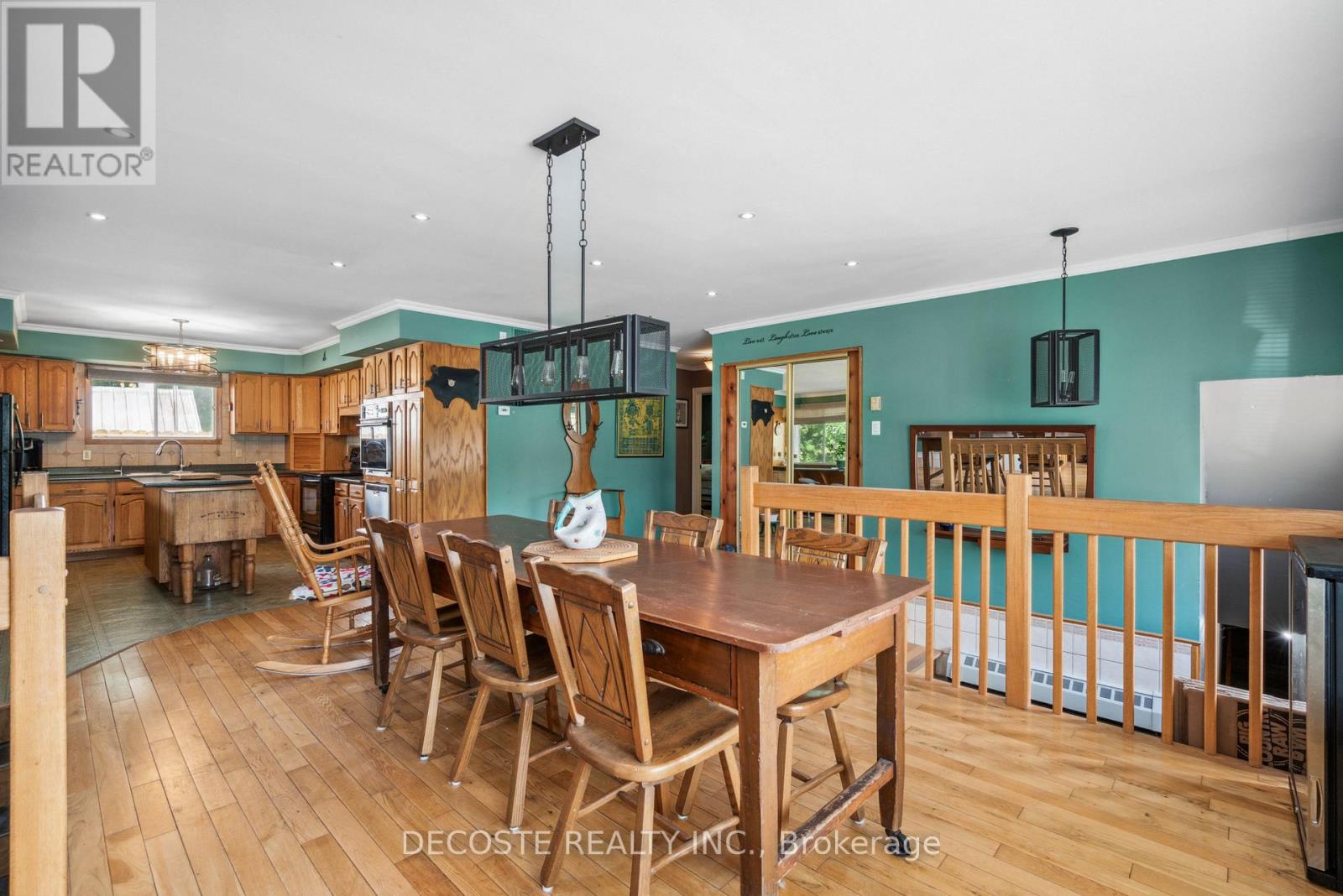 Photo 10 of 114 St George Street W, North Glengarry ON
