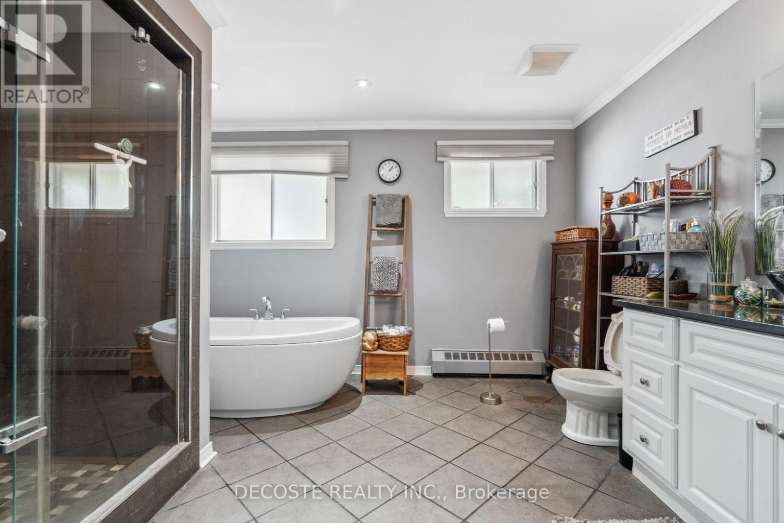 Photo 8 of 114 St George Street W, North Glengarry ON