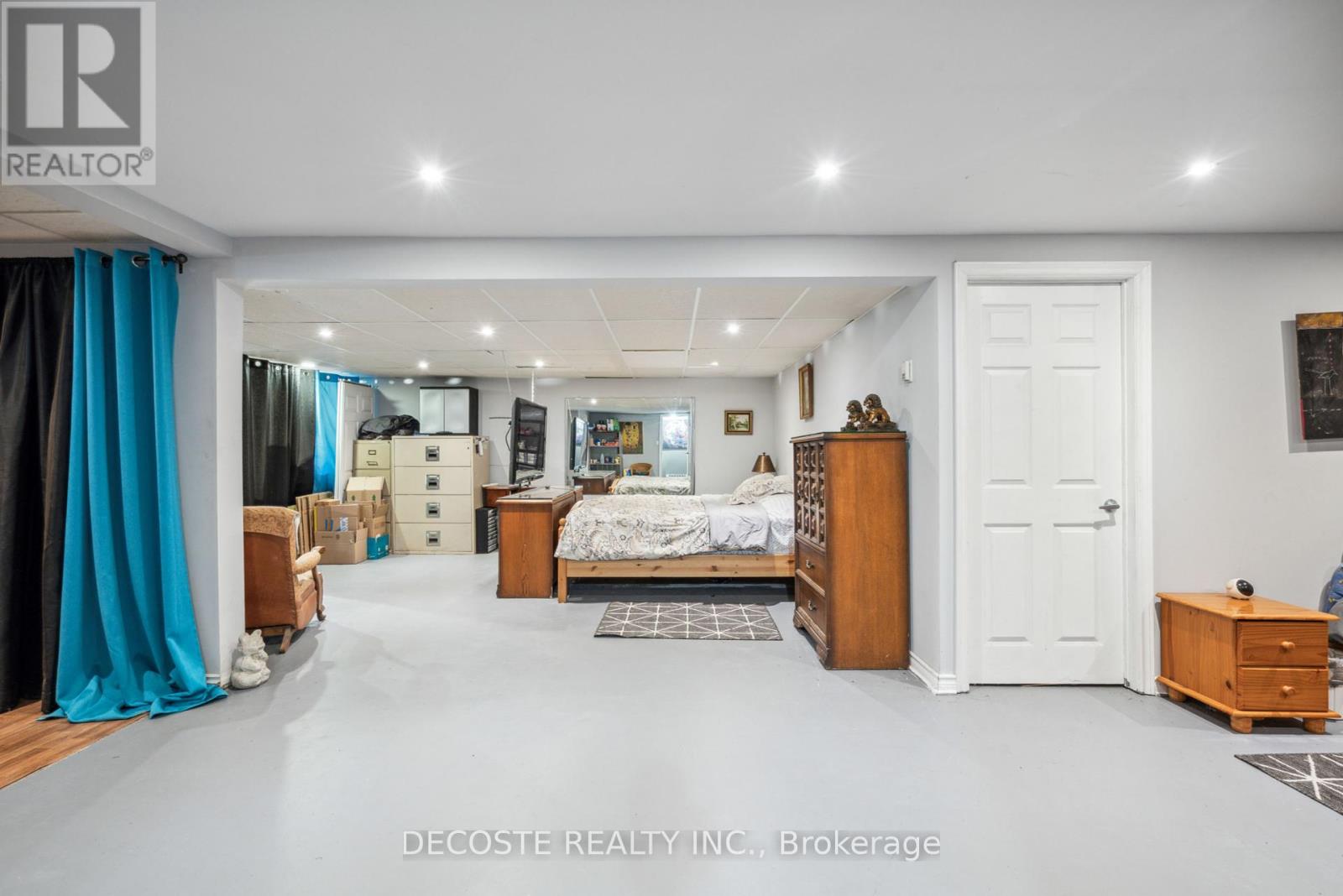 Photo 12 of 114 St George Street W, North Glengarry ON