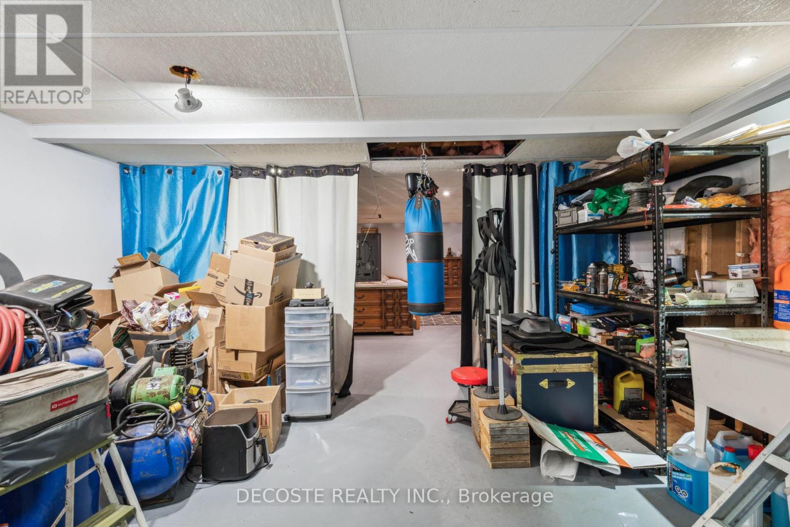Photo 24 of 114 St George Street W, North Glengarry ON