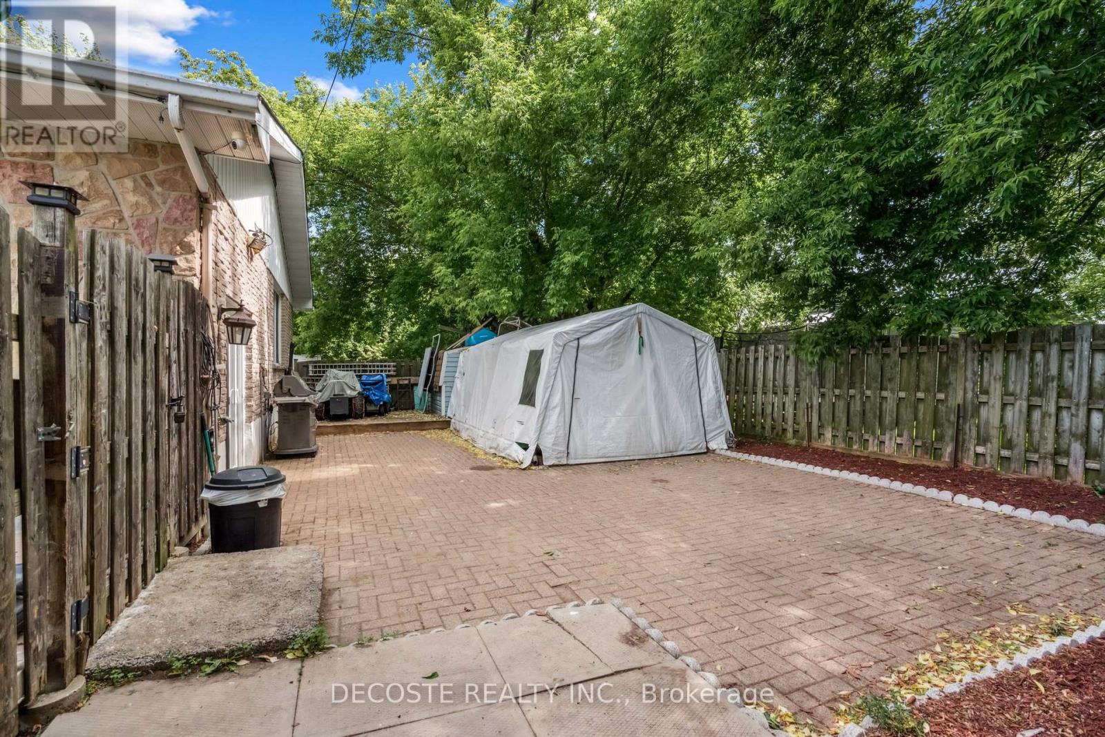 Photo 35 of 114 St George Street W, North Glengarry ON