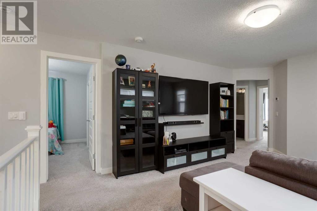Single Family House for Sale in  Nolanhurst Gardens NW Nolan Hill Calgary 
