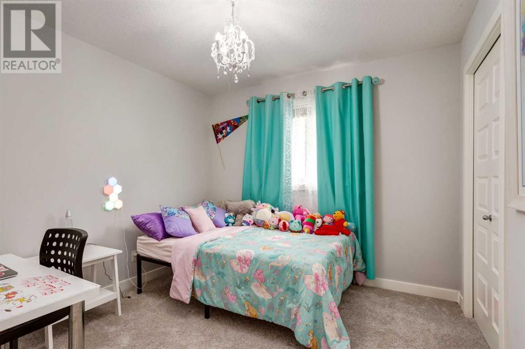 Single Family House for Sale in  Nolanhurst Gardens NW Nolan Hill Calgary 
