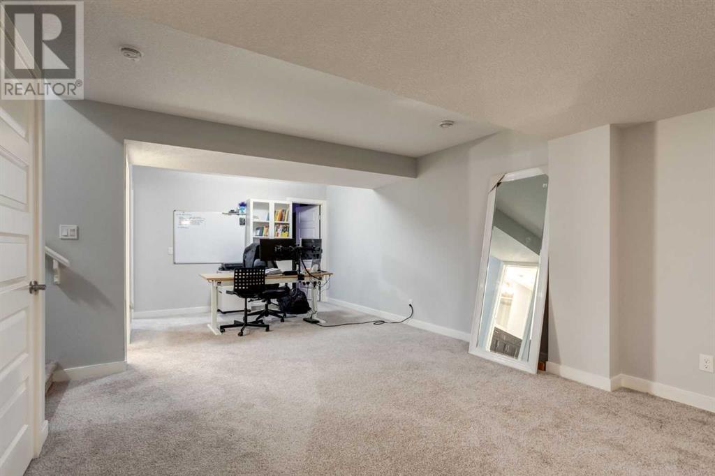 Single Family House for Sale in  Nolanhurst Gardens NW Nolan Hill Calgary 