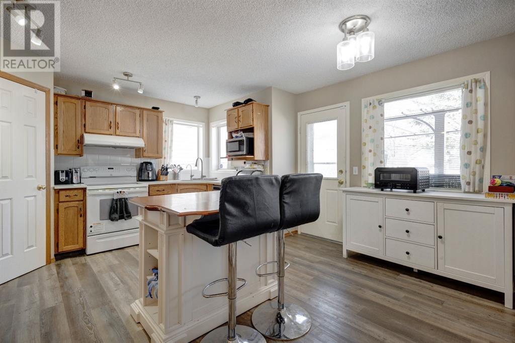 21 Hidden Ranch Circle NW, Calgary, Alberta
