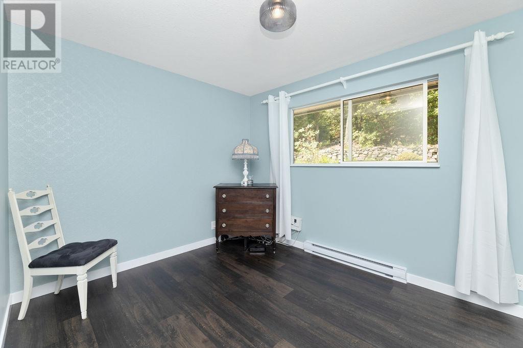 5549 SANS SOUCI ROAD, Halfmoon Bay