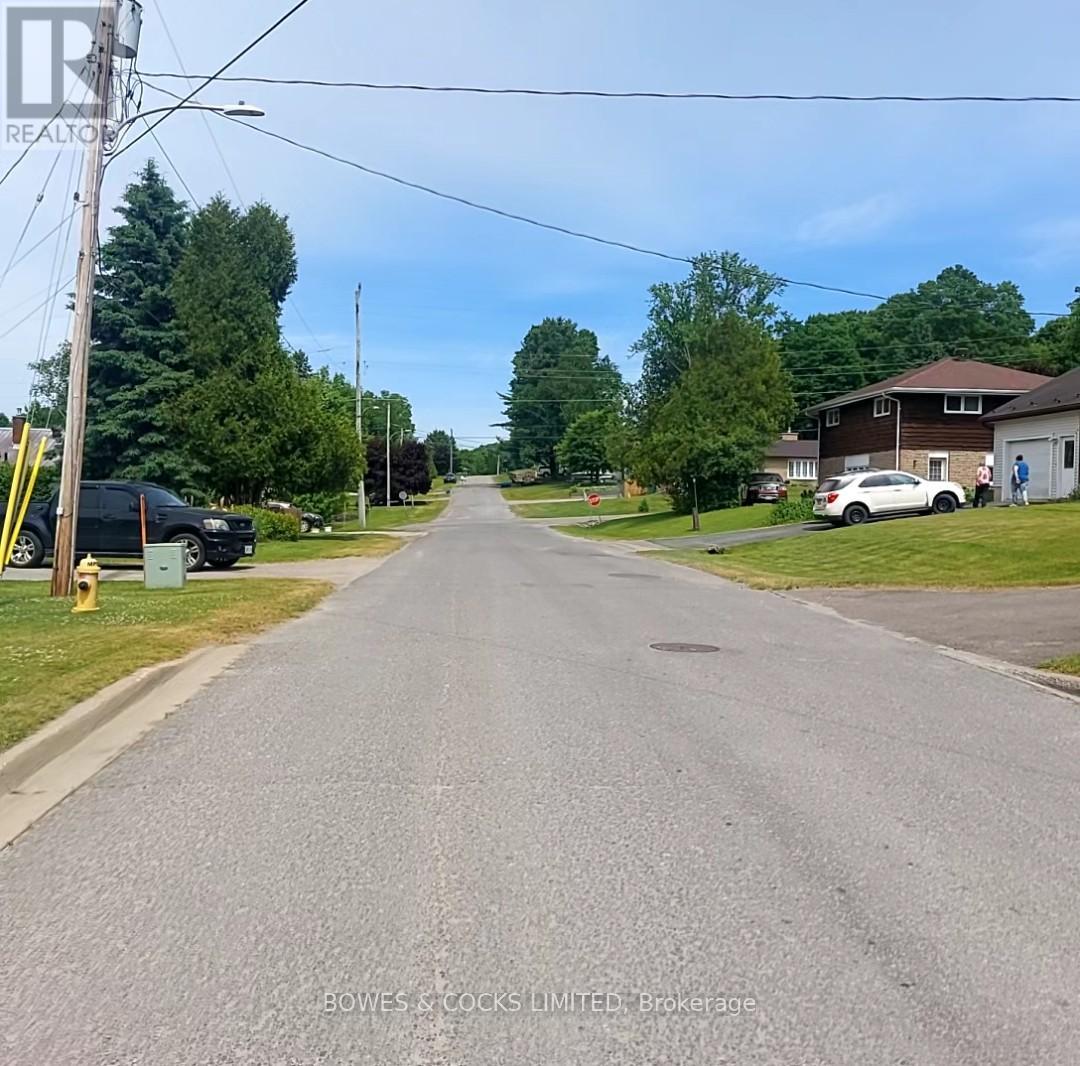 Photo 14 of 99 Maple Street, Bancroft ON