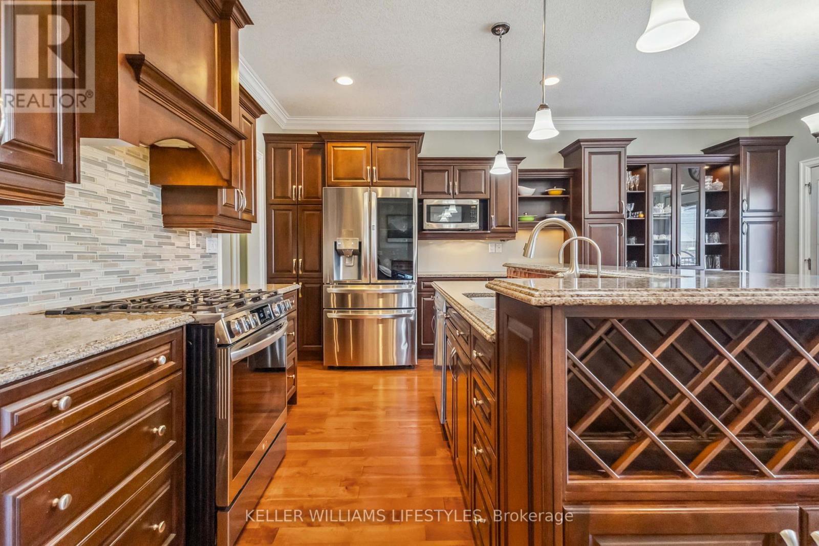 Photo 7 of 1 Mcgregor Court, St Thomas ON