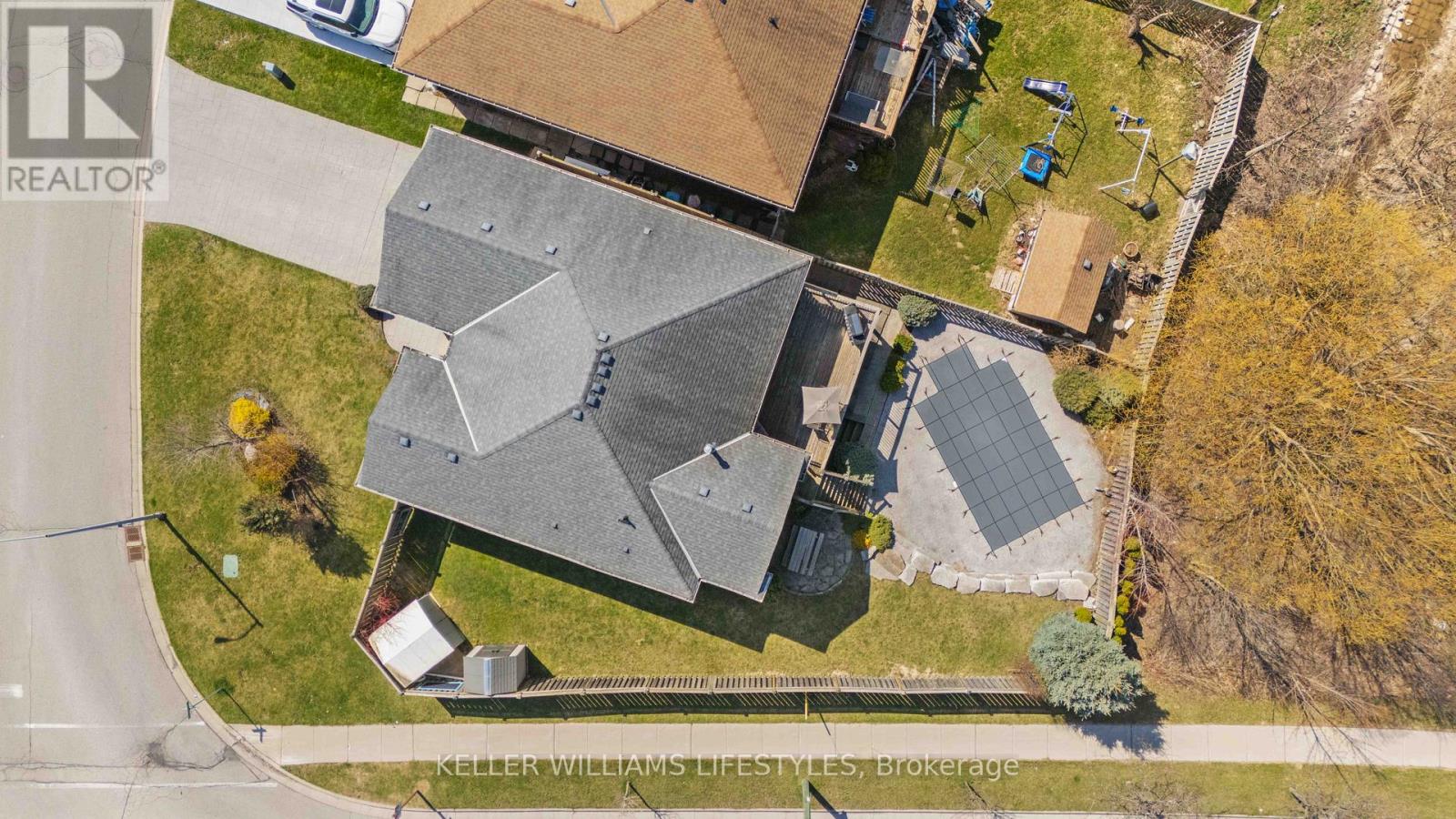 Photo 12 of 1 Mcgregor Court, St Thomas ON