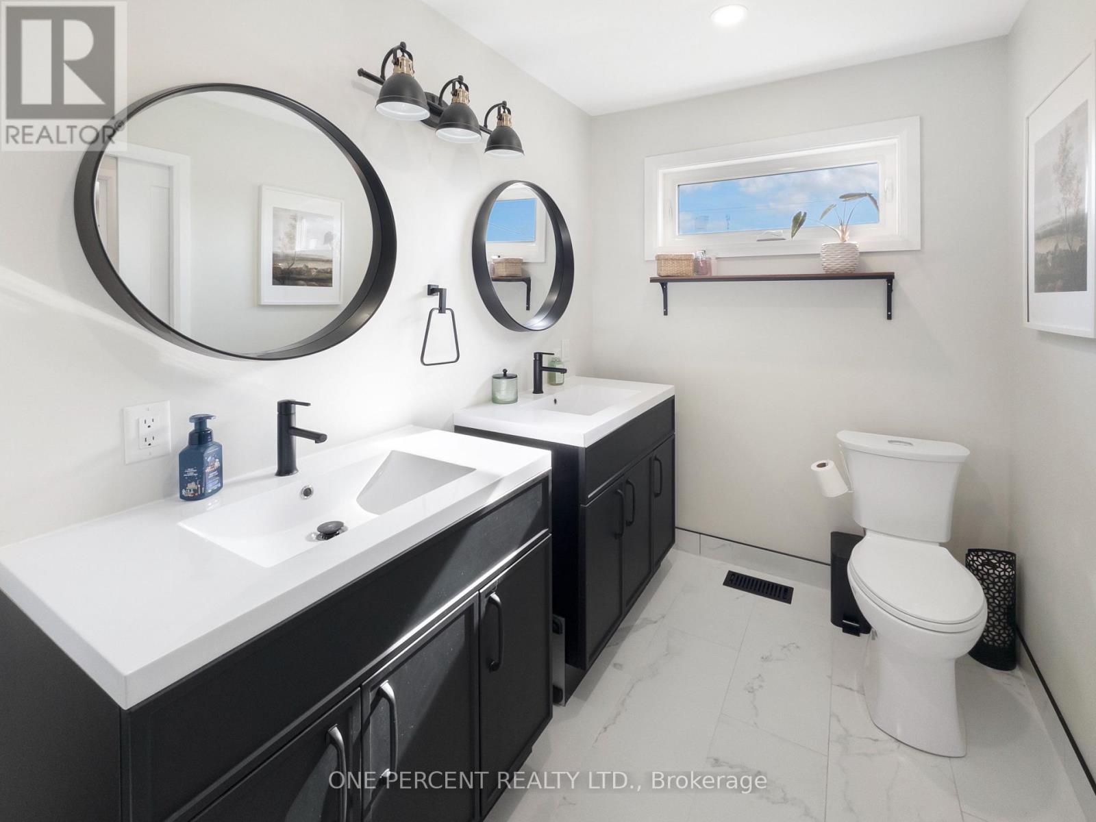 Photo 18 of 835 Queen Street, Gananoque ON