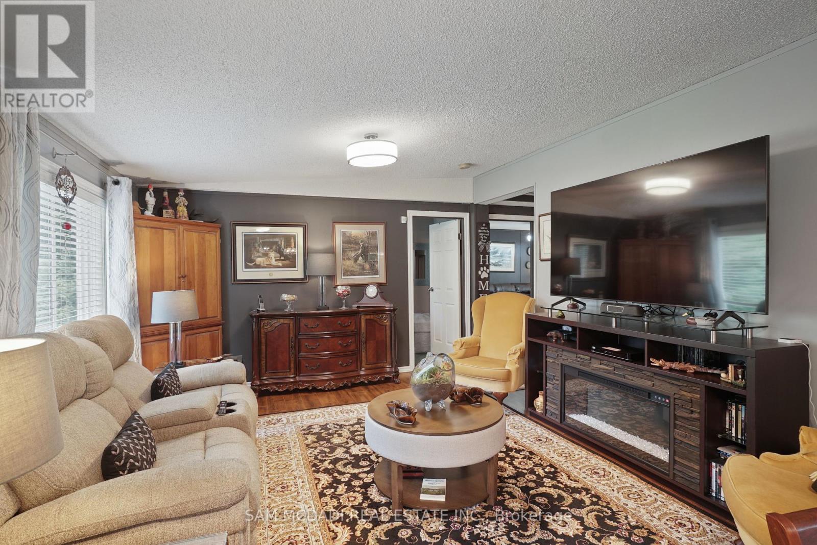 Photo 15 of 37 Rose Drive, Kearney ON