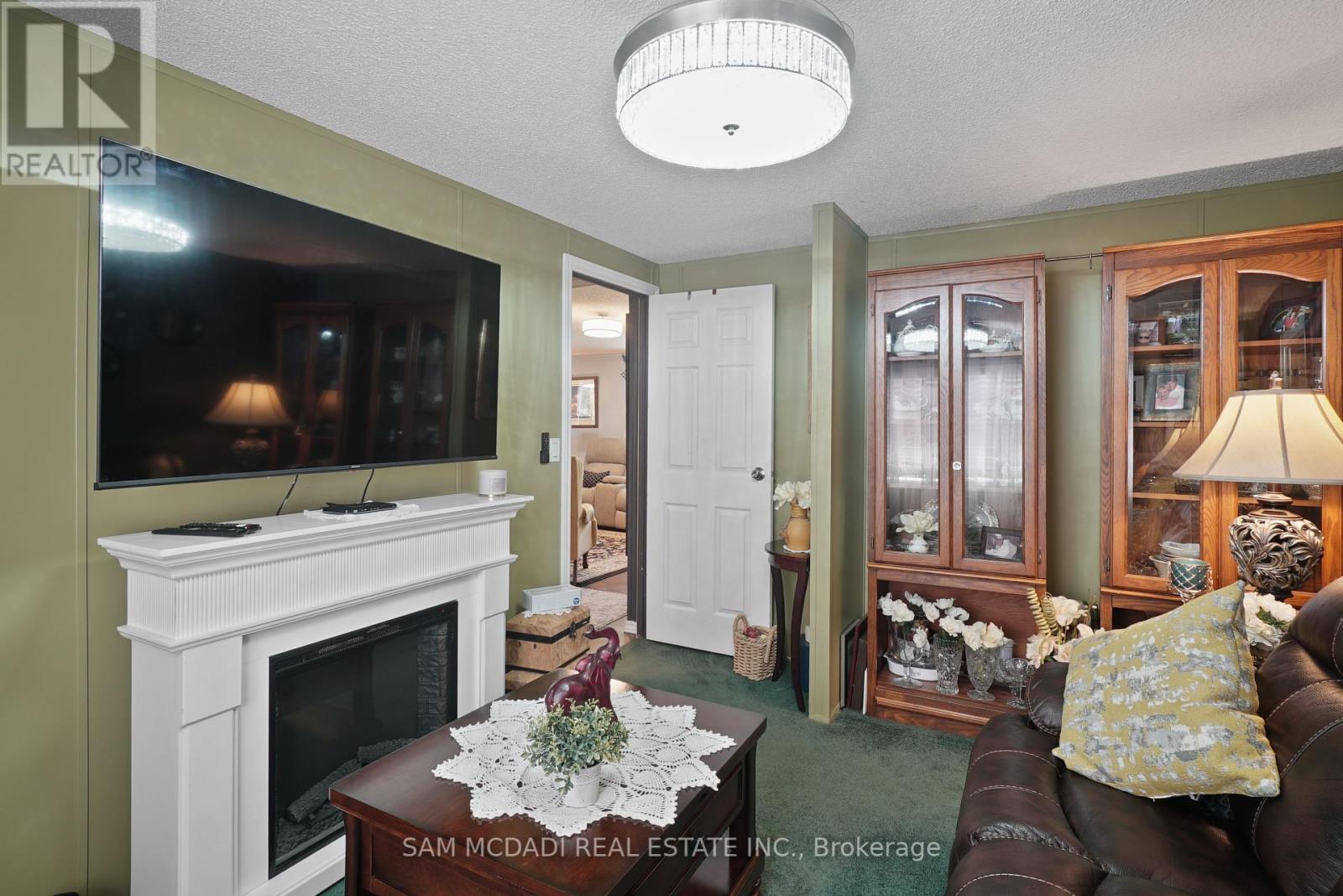 Photo 21 of 37 Rose Drive, Kearney ON