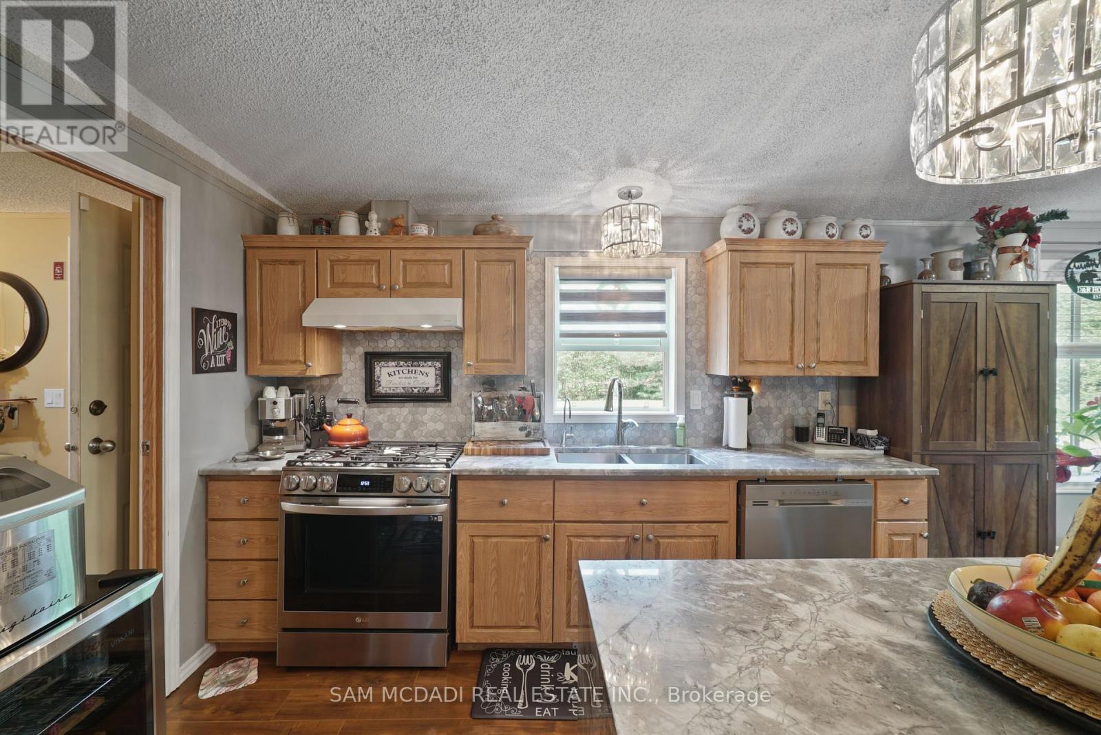 Photo 26 of 37 Rose Drive, Kearney ON