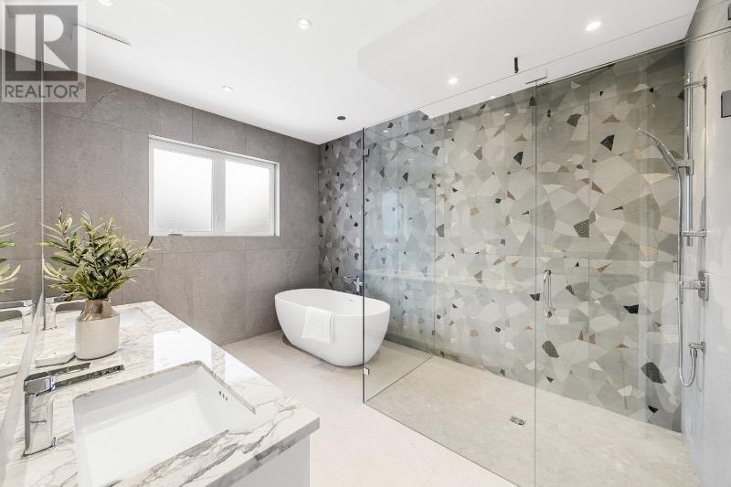 Photo 15 of 6559 Azure Road, Richmond BC
