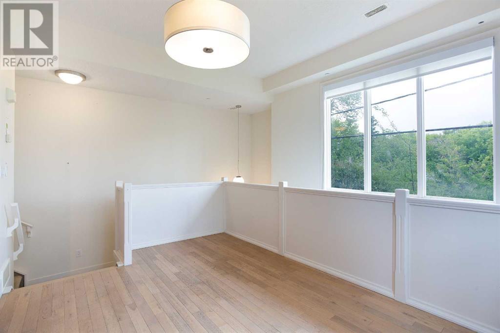 Single Family House for Sale in    Street SW Bankview Calgary 