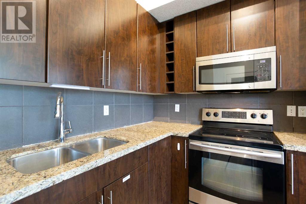 Single Family House for Sale in    Street SW Bankview Calgary 
