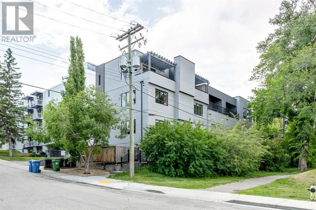 Single Family House for Sale in    Street SW Bankview Calgary 