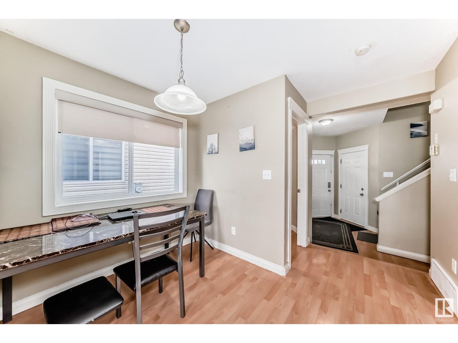 Photo 12 of 5983 164 Av Nw, Edmonton AB