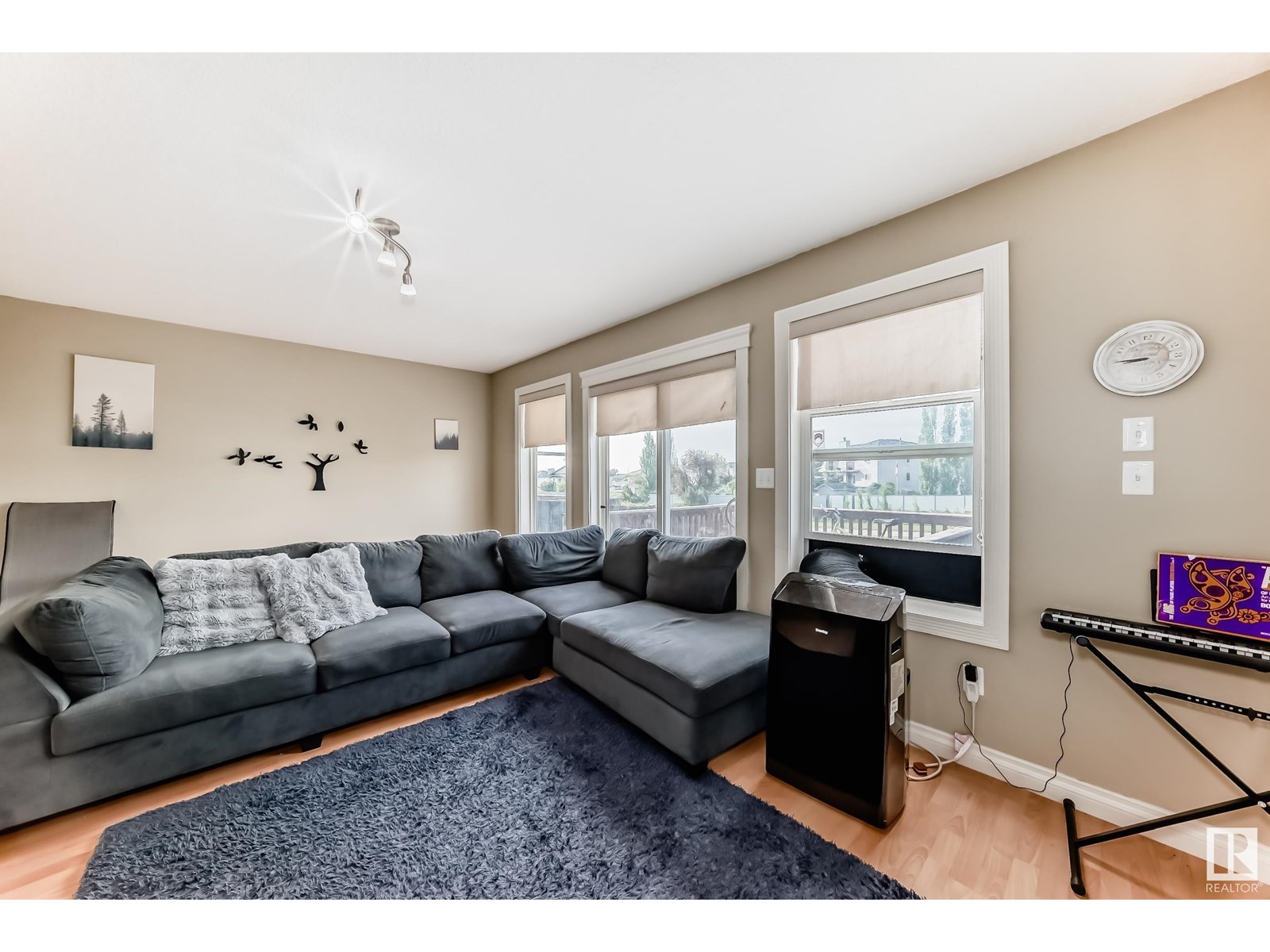 Photo 14 of 5983 164 Av Nw, Edmonton AB