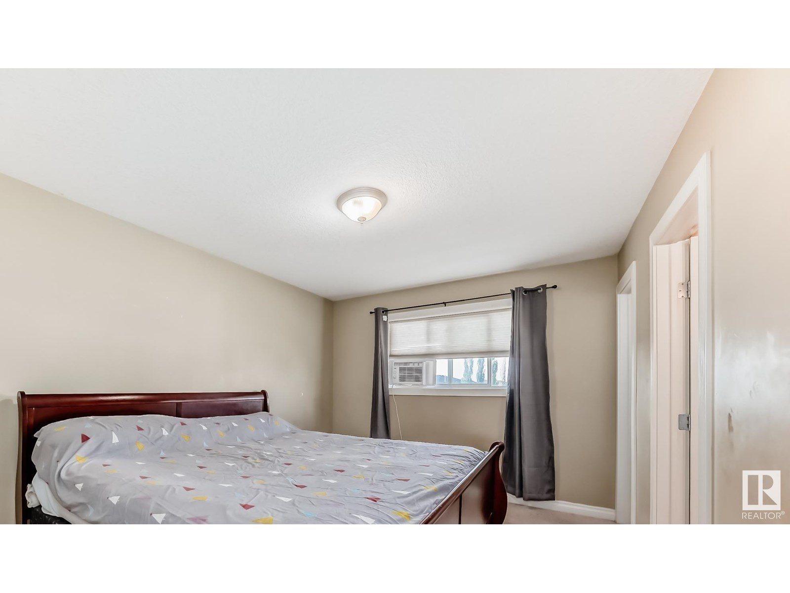 Photo 30 of 5983 164 Av Nw, Edmonton AB
