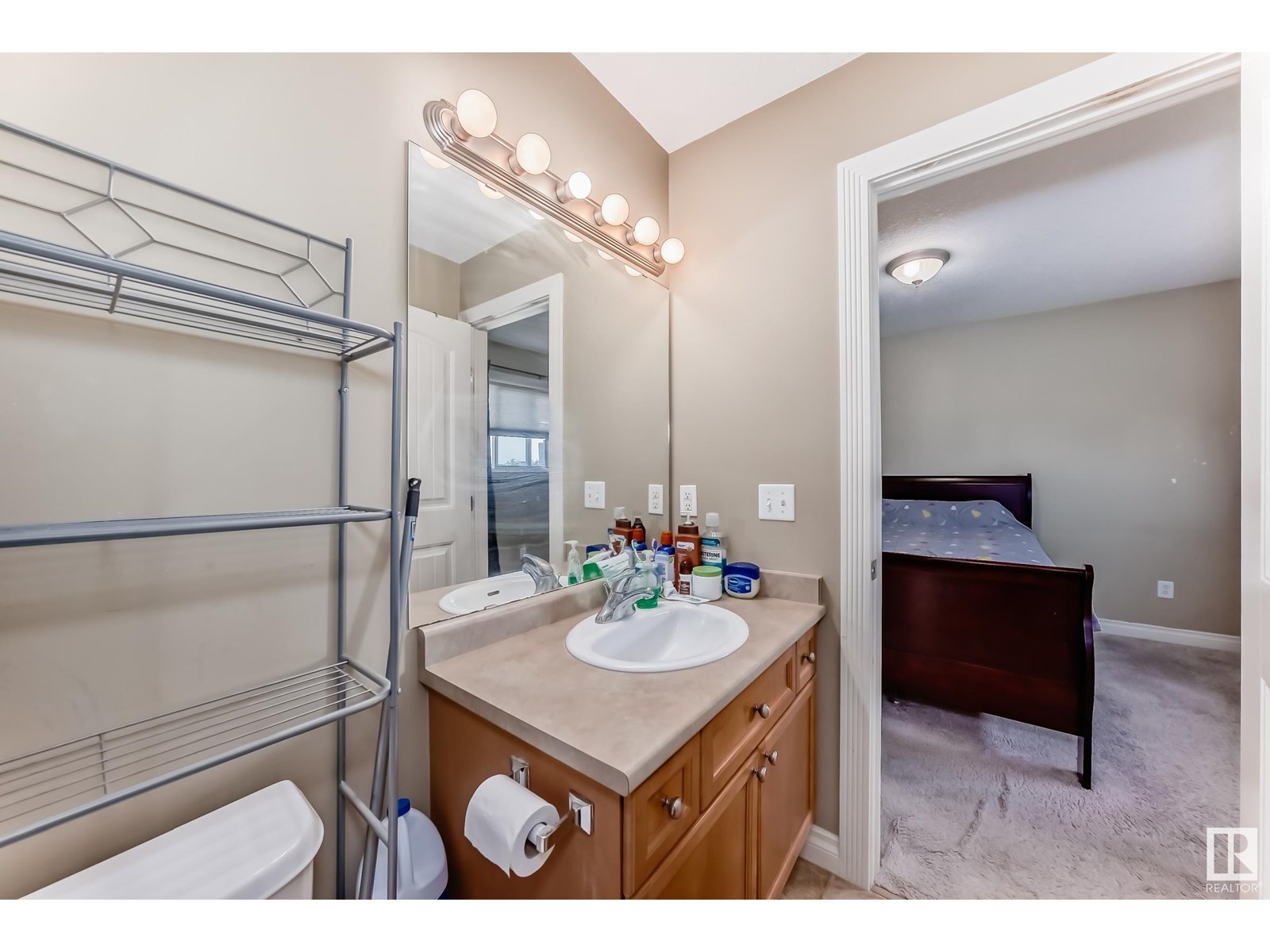Photo 33 of 5983 164 Av Nw, Edmonton AB