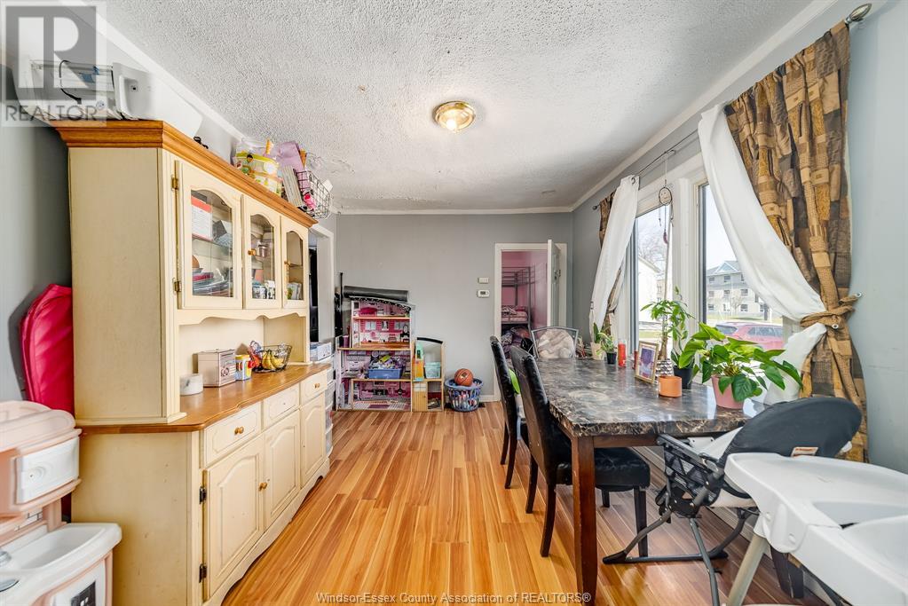 Photo 21 of 471 Tuscarora Street, Windsor ON