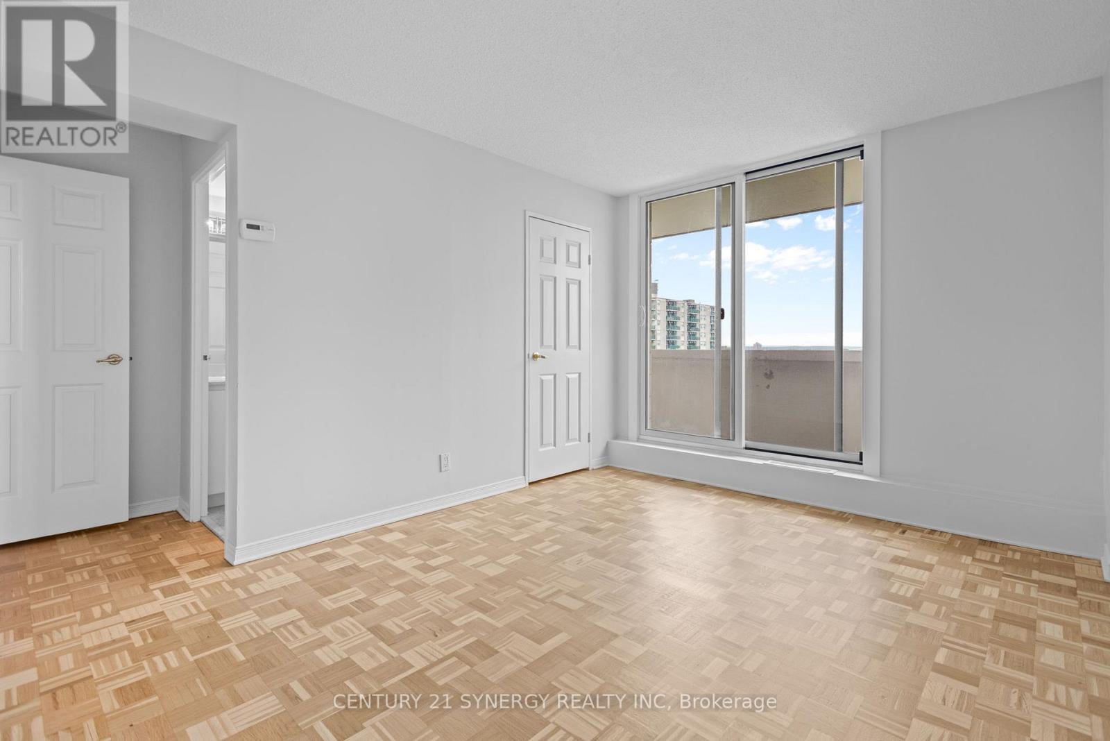 Photo 20 of 910 2625 Regina Street, Ottawa ON
