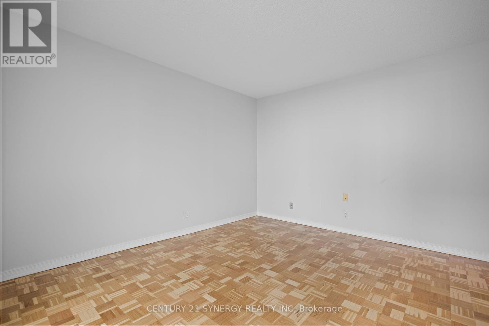 Photo 21 of 910 2625 Regina Street, Ottawa ON