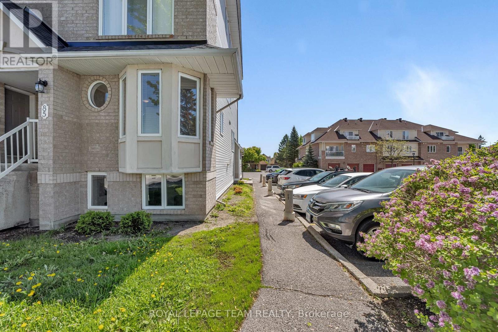 Photo 26 of 6 85 Cresthaven Drive, Ottawa ON