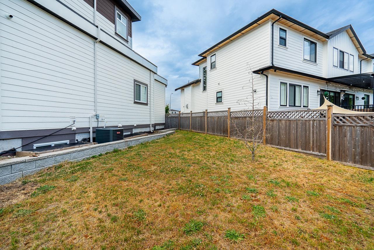 Photo 7 of 3215 197 Street, Langley BC