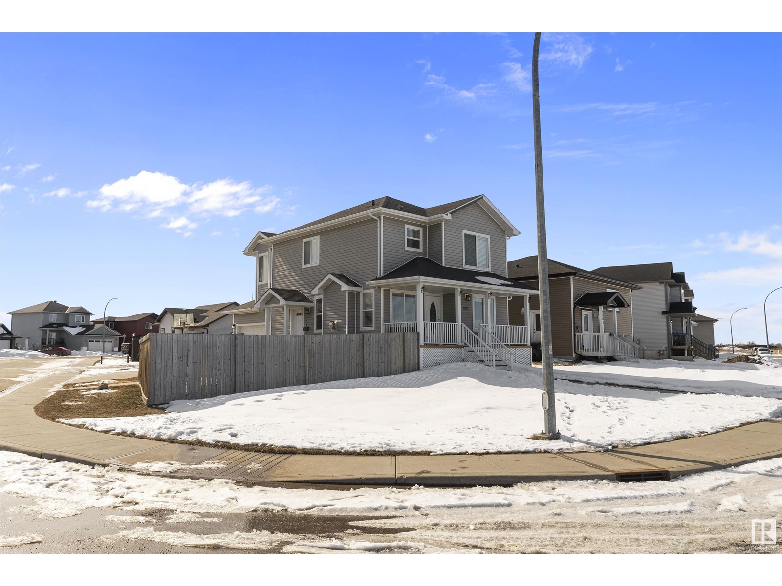 Photo 35 of 6901 50 Ave, Camrose AB