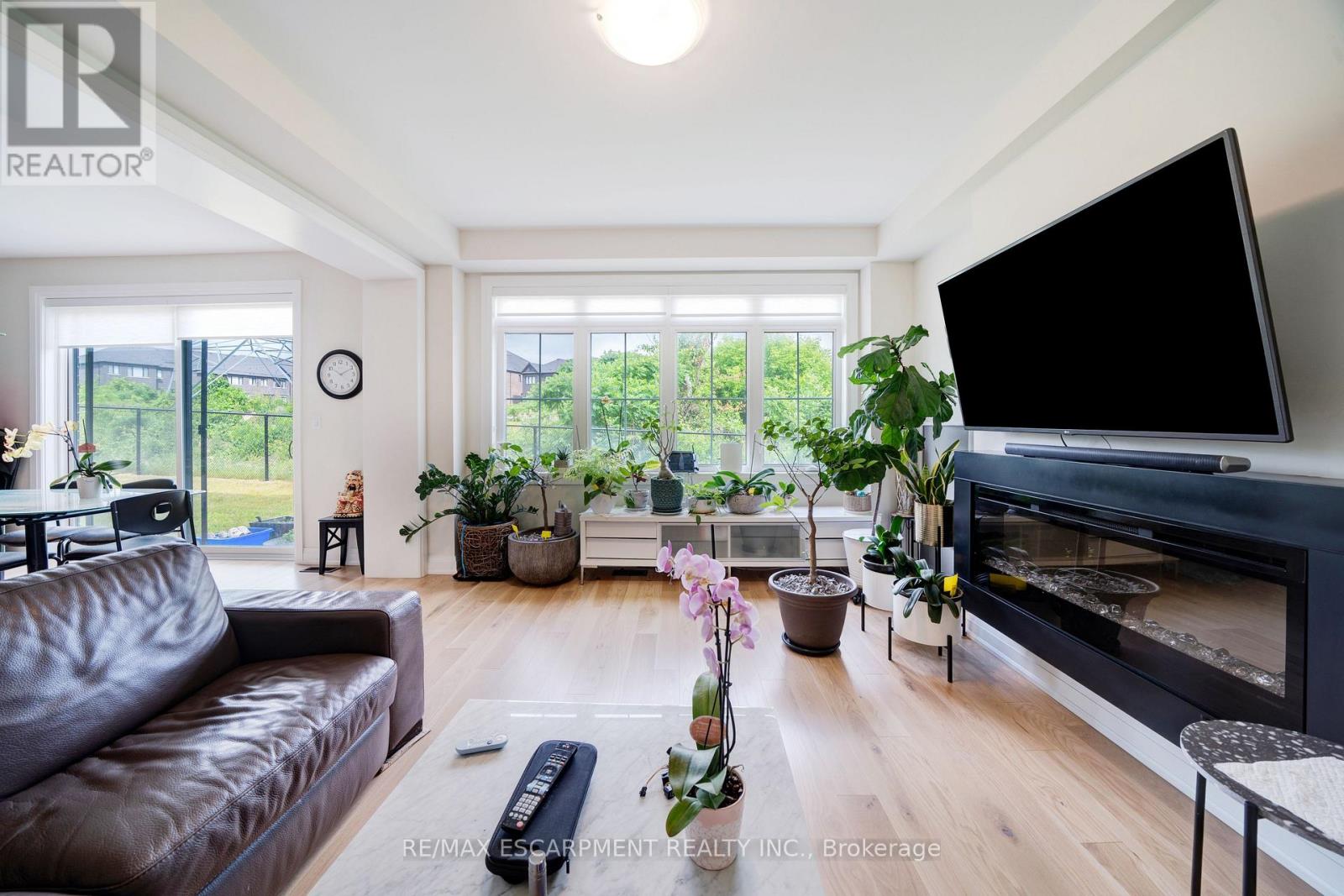 Photo 23 of 1156 Skyridge Boulevard, Pickering ON