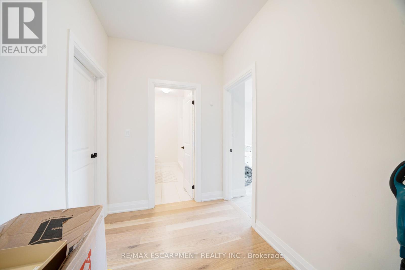 Photo 30 of 1156 Skyridge Boulevard, Pickering ON