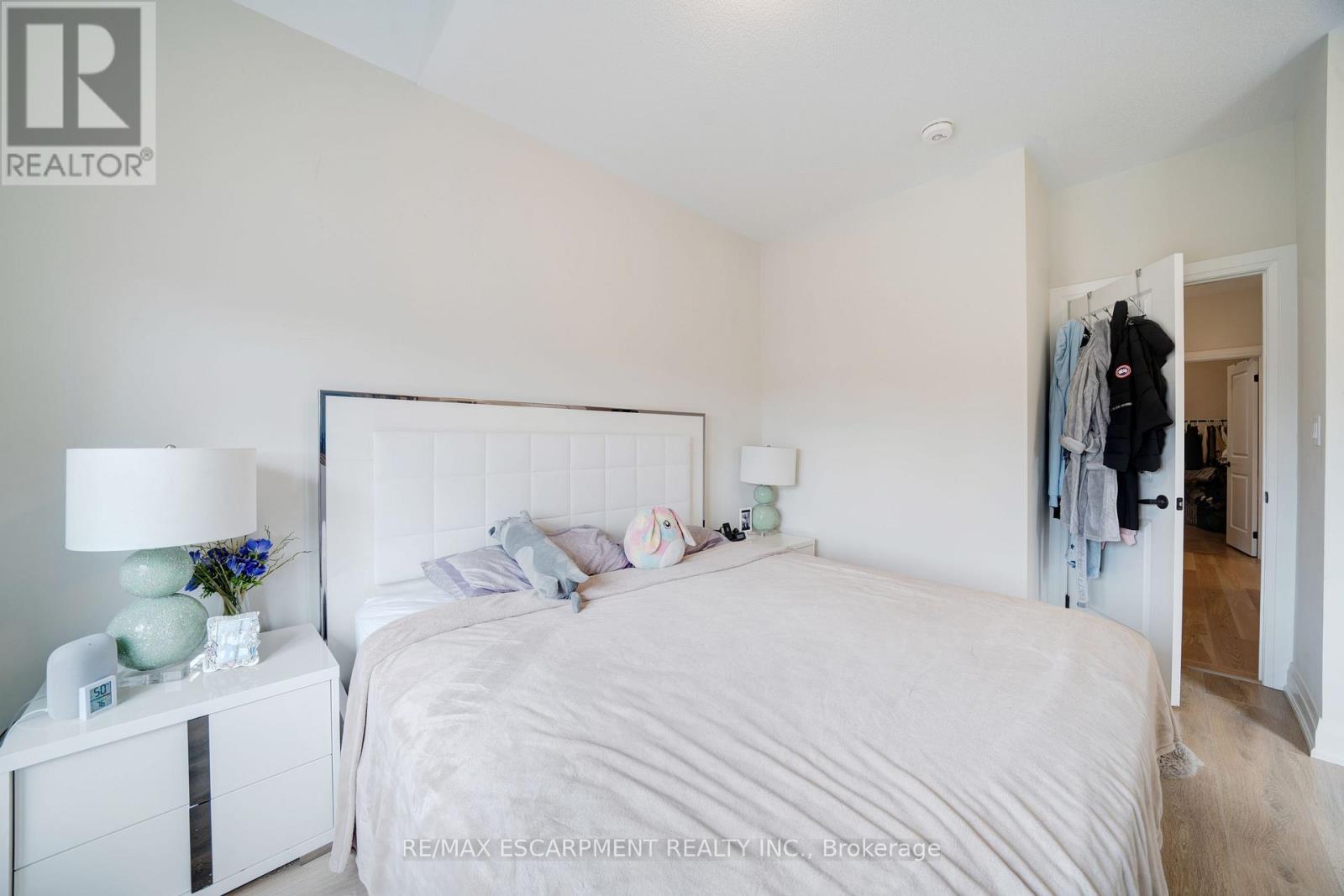 Photo 37 of 1156 Skyridge Boulevard, Pickering ON