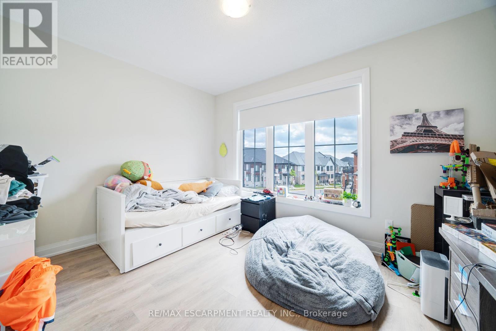 Photo 39 of 1156 Skyridge Boulevard, Pickering ON