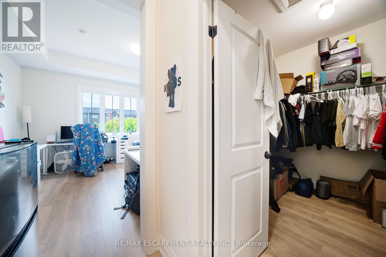 Photo 40 of 1156 Skyridge Boulevard, Pickering ON