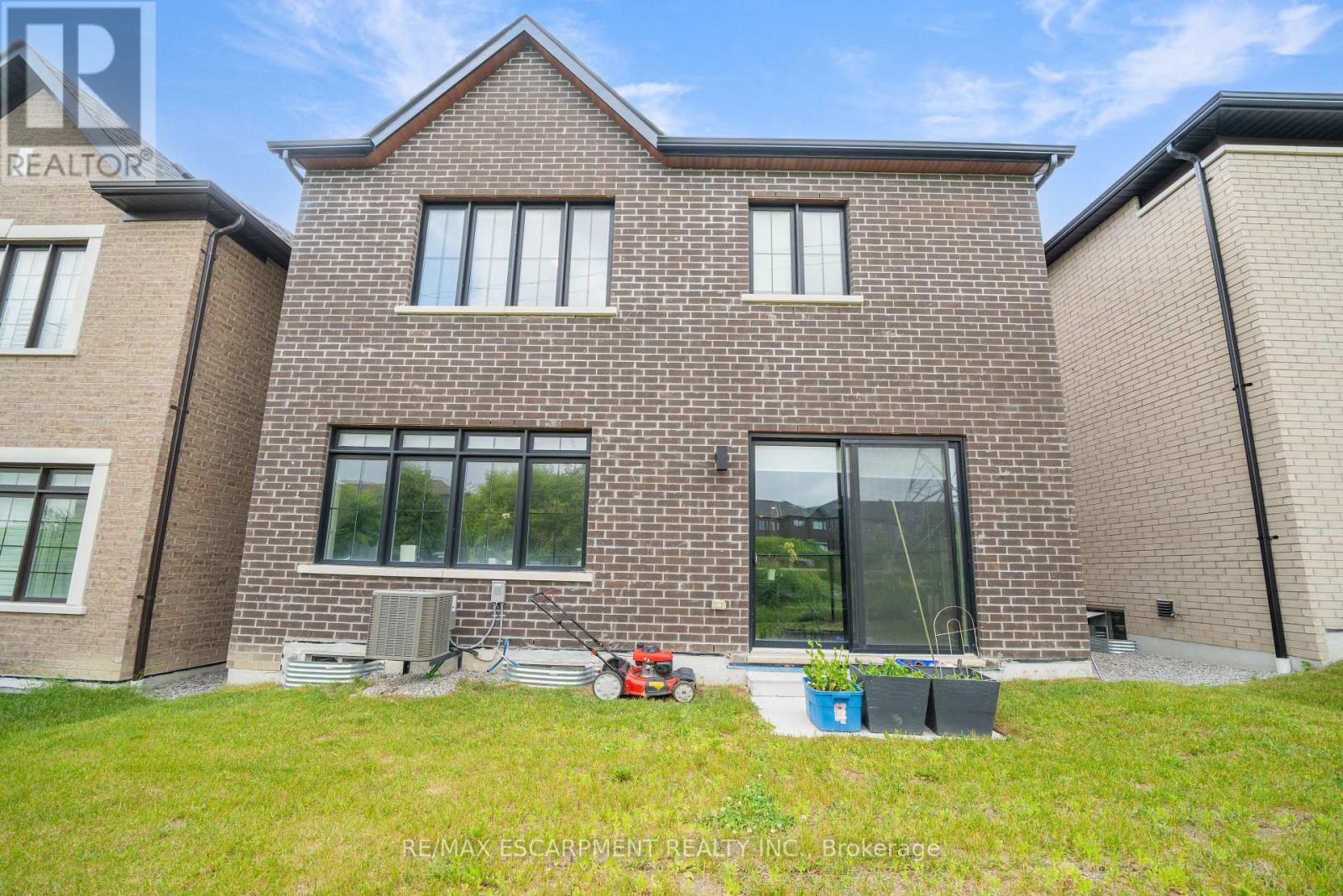 Photo 49 of 1156 Skyridge Boulevard, Pickering ON