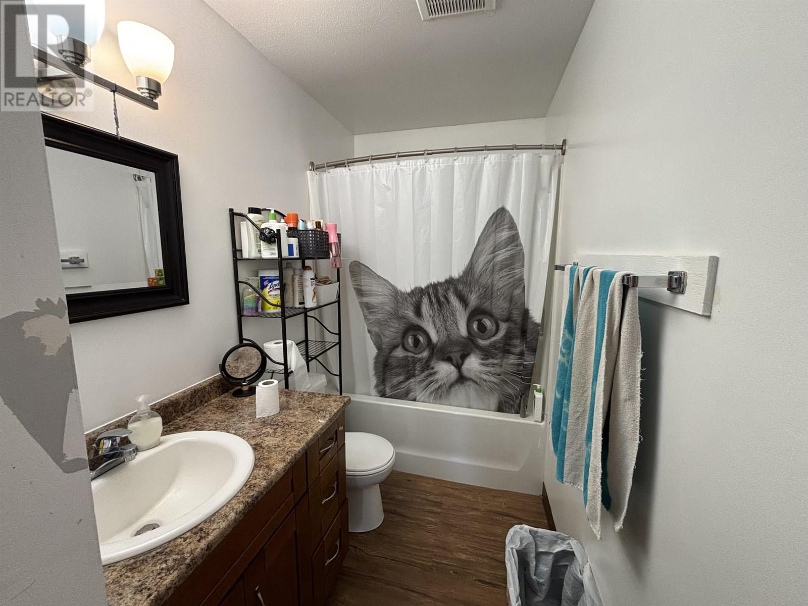 Photo 7 of 4520 1st Avenue, Prince George BC
