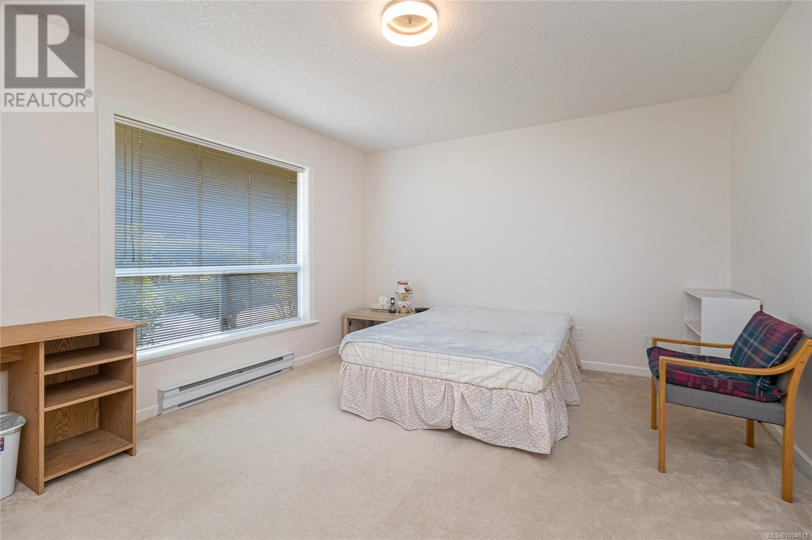Photo 30 of 772 Wesley Crt, Saanich BC