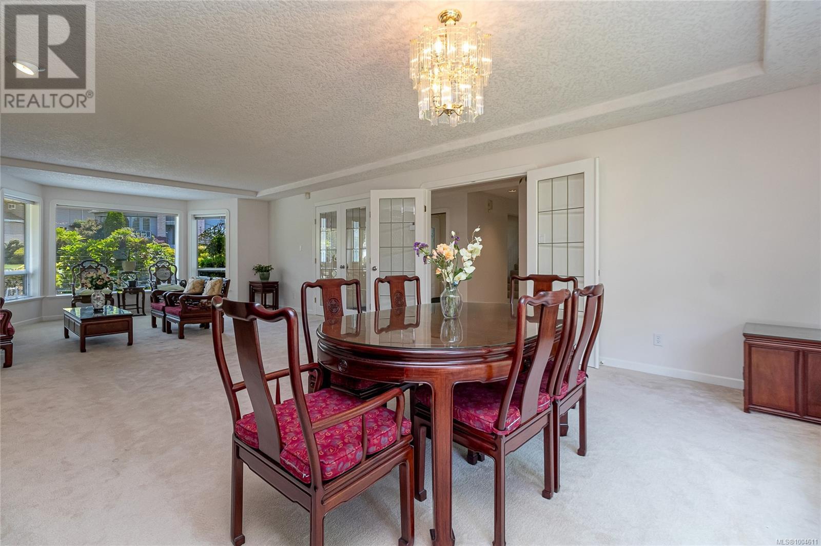 Photo 37 of 772 Wesley Crt, Saanich BC